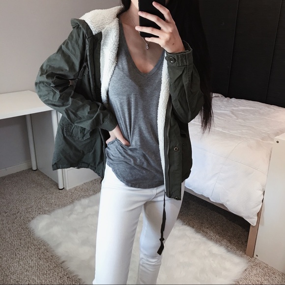 Army Green Sherpa Lined Utility Jacket - Picture 6 of 8